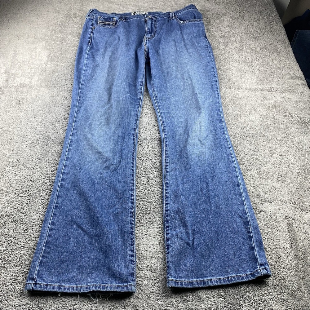 Levis 515 Bootcut Jeans Womens 14M 33x30 Blue Medium Wash‎ Mid Rise